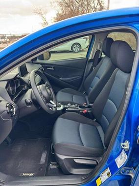 2020 Toyota Yaris Sedan LE