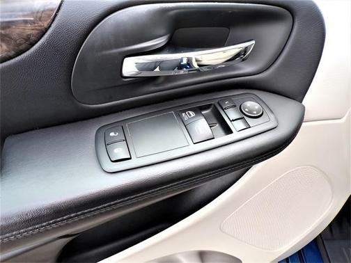 2011 Dodge Grand Caravan Express