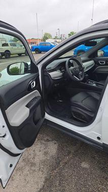 Bright White Clearcoat 2026 Jeep Compass Limited