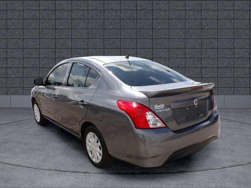 2019 Nissan Versa 1.6 S+