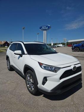 Super White 2020 Toyota RAV4 XLE Premium
