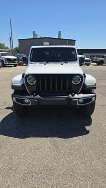 Bright White Clearcoat 2022 Jeep Gladiator Sport S