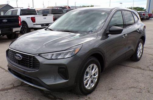 Carbonized Gray Metallic 2025 Ford Escape Active
