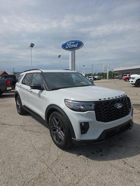 Avalanche Gray 2027 Ford Explorer ST