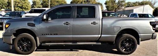 2018 Nissan Titan XD SV