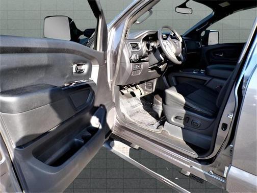 2018 Nissan Titan XD SV