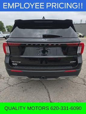 Agate Black Metallic 2026 Ford Explorer Active