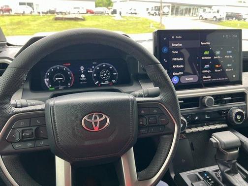 2024 Toyota Tacoma Hybrid Trailhunter