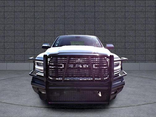 2022 RAM 2500 Laramie Crew Cab 4x4 6'4' Box