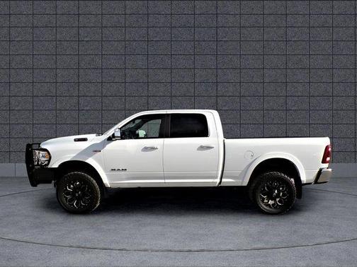 2022 RAM 2500 Laramie Crew Cab 4x4 6'4' Box
