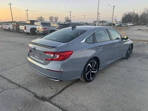 2022 Honda Accord Hybrid Base