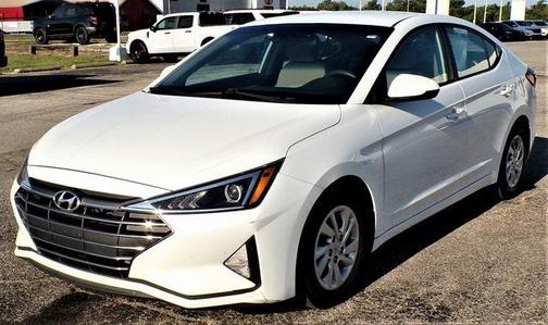 2020 Hyundai ELANTRA SE