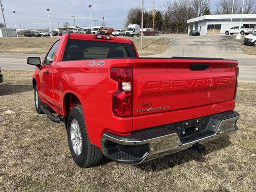 2025 Chevrolet Silverado 1500 WT