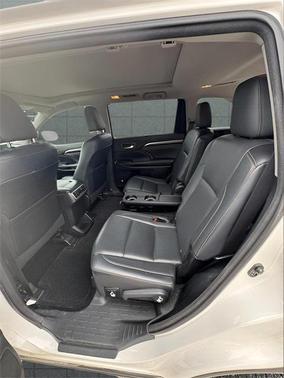 2015 Toyota Highlander Limited Platinum