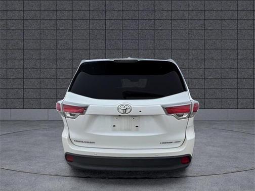 2015 Toyota Highlander Limited Platinum