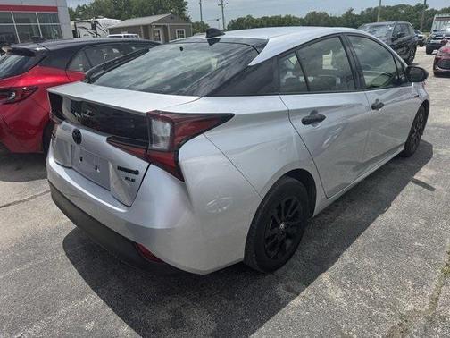 2022 Toyota Prius LE
