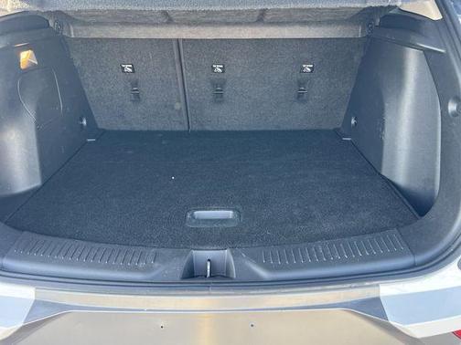 White Frost Tricoat 2023 Buick Encore GX Essence