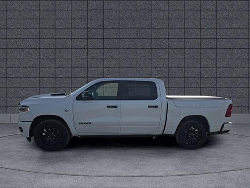 Ivory White Tri-Coat Pearlcoat 2026 RAM 1500 Limited