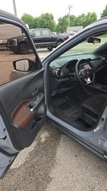 Boulder Gray Pearl 2021 Nissan Kicks SR