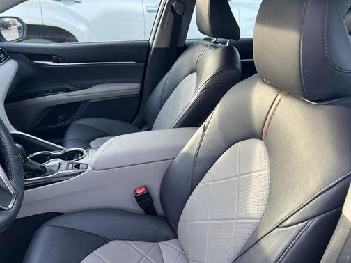 2019 Toyota Camry XLE