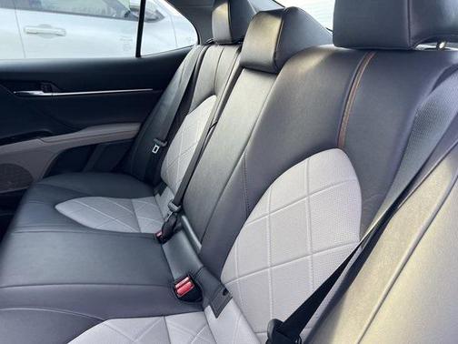 2019 Toyota Camry XLE