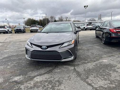 2023 Toyota Camry Hybrid XLE