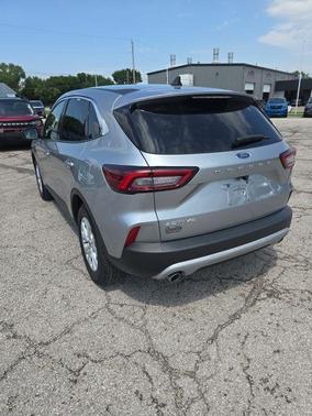 Iconic Silver Metallic 2024 Ford Escape Active
