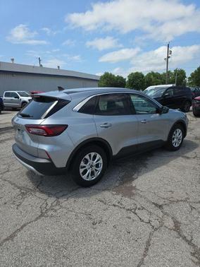 Iconic Silver Metallic 2024 Ford Escape Active