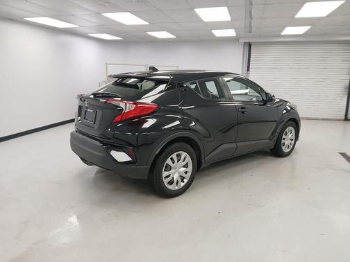 2019 Toyota C-HR LE