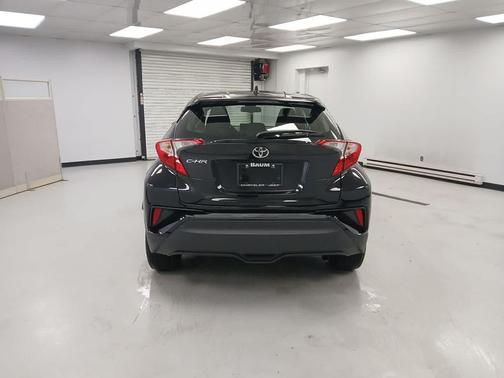 2019 Toyota C-HR LE
