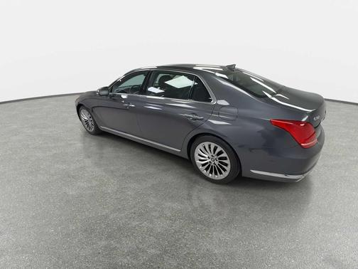 2017 Genesis G90 Premium