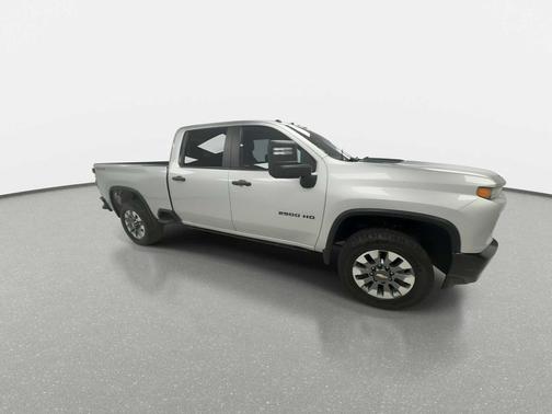 Silver Ice Metallic 2022 Chevrolet Silverado 2500 Custom
