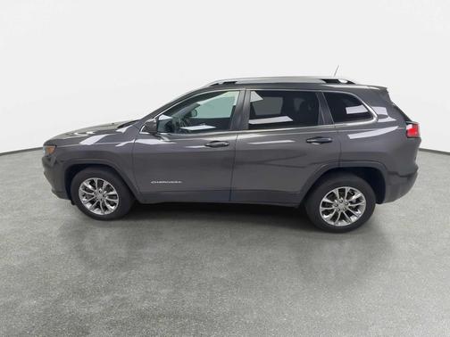 Granite Crystal Metallic Clearcoat 2019 Jeep Cherokee Latitude Plus
