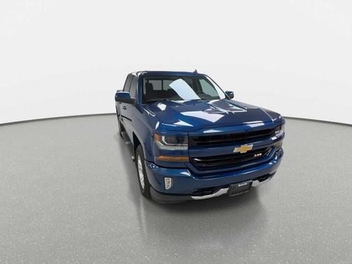 Deep Ocean Blue Metallic 2017 Chevrolet Silverado 1500 2LT