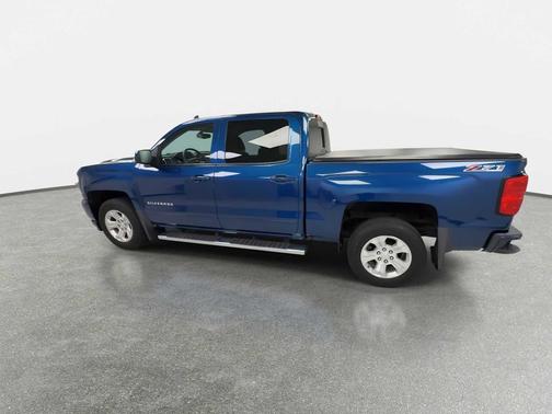 Deep Ocean Blue Metallic 2017 Chevrolet Silverado 1500 2LT