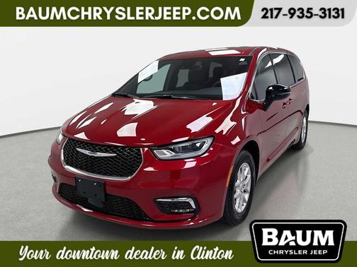 Red Hot Pearlcoat 2025 Chrysler Pacifica L