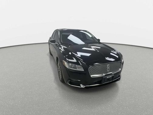 DIAMOND BLACK METALLIC 2017 Lincoln Continental Reserve