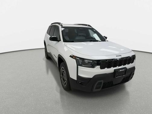 Bright White Clearcoat 2026 Jeep Cherokee Laredo 4x4