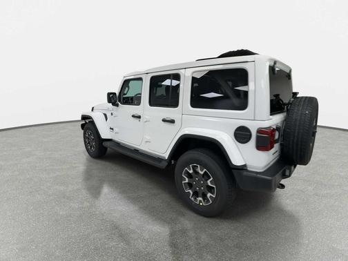 Bright White Clearcoat 2026 Jeep Wrangler 4-Door Sahara 4x4