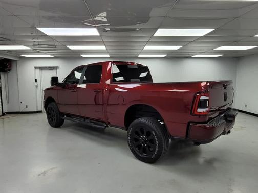 2024 RAM 2500 Laramie Crew Cab 4x4 6'4' Box