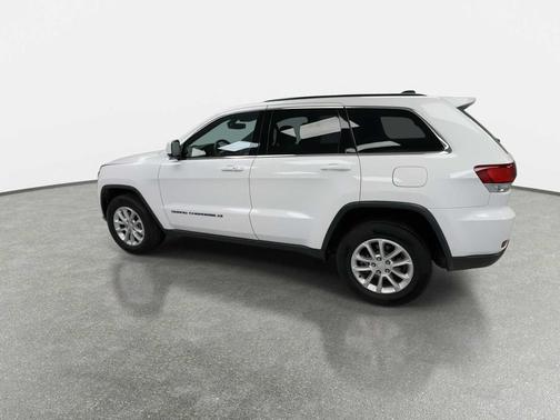 2022 Jeep Grand Cherokee Laredo