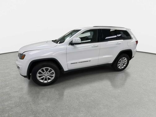 2022 Jeep Grand Cherokee Laredo