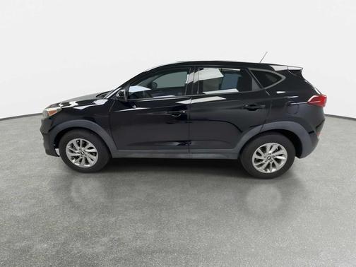 Ash Black 2017 Hyundai TUCSON SE