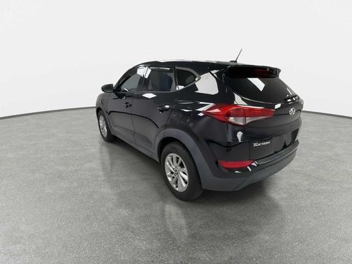 Ash Black 2017 Hyundai TUCSON SE