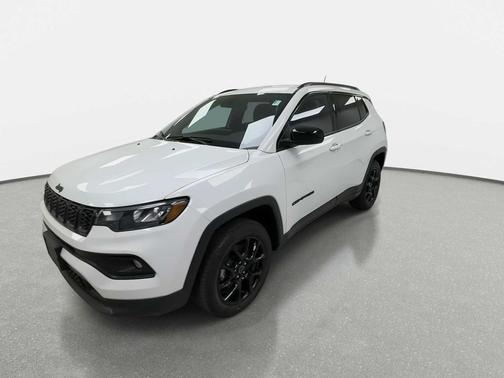 Bright White Clearcoat 2026 Jeep Compass Latitude