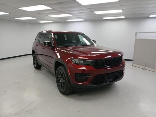 2025 Jeep Grand Cherokee Altitude