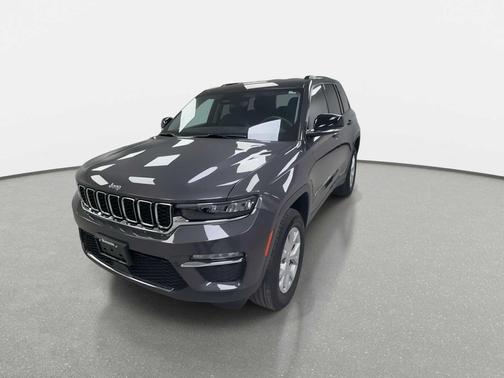 Baltic Gray Metallic Clearcoat 2023 Jeep Grand Cherokee Limited