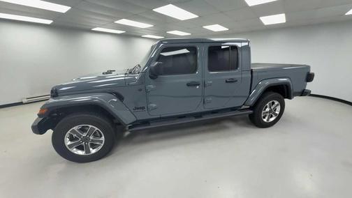2024 Jeep Gladiator Sport S