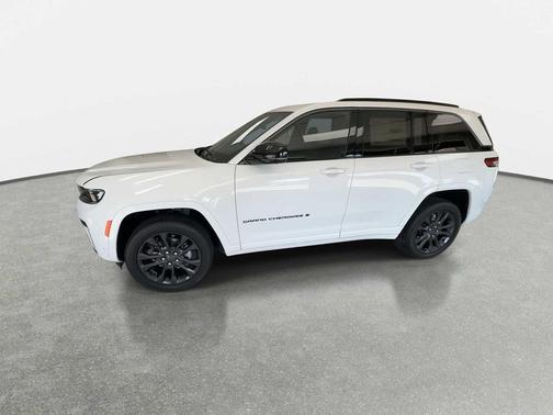 Bright White Clearcoat 2026 Jeep Grand Cherokee Limited