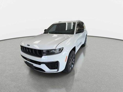 Bright White Clearcoat 2026 Jeep Grand Cherokee Limited